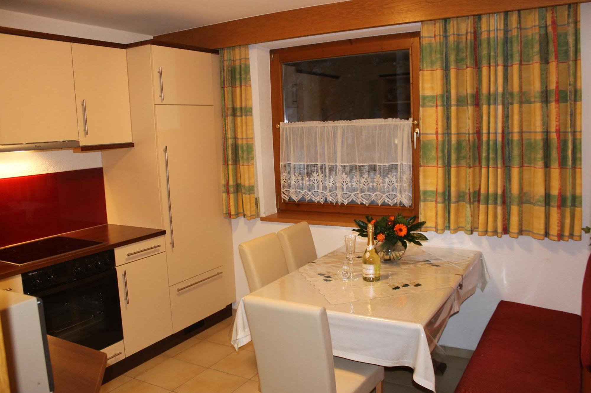 ריד אים אוברינטל Appartements Zerzer חדר תמונה